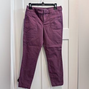 Old Navy Pixie Chino size 6